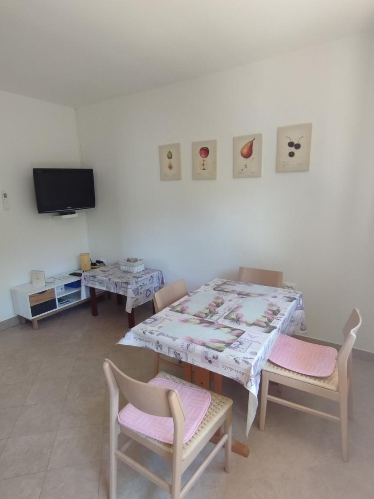 Apartman Kora Njivice Dış mekan fotoğraf